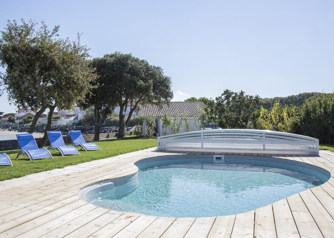 Abri télescopique bas pour piscine